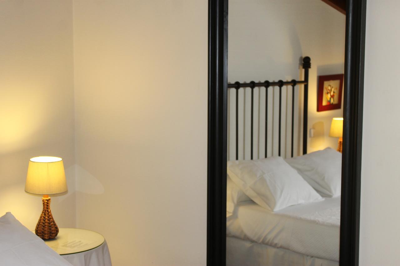 Hostal Rural Luna Y Hostal Rural Lunaposada กันเดเลดา ภายนอก รูปภาพ